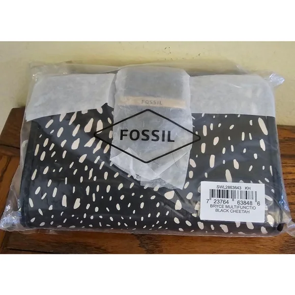 NWT Fossil Bryce Multifunctional Wallet - Picture 6 of 7